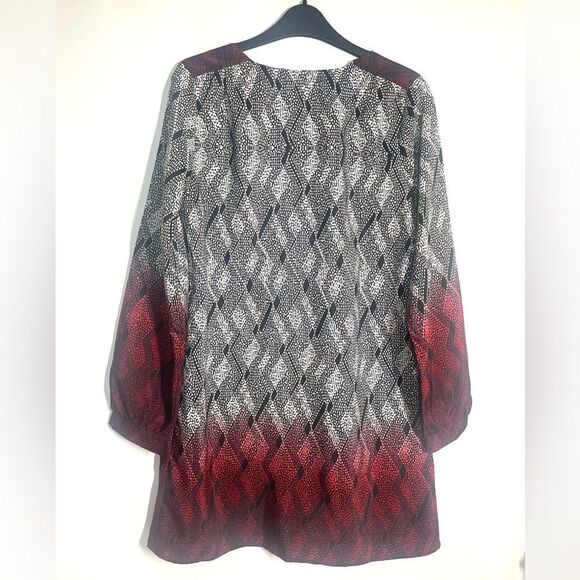 Renee C Abstract Long Sleeve Mini Shift Dress Tunic Size Medium - Picture 2 of 3